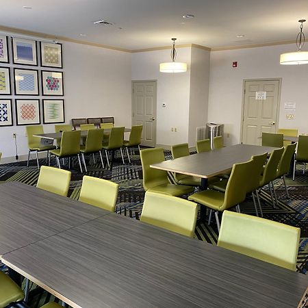 Holiday Inn Express & Suites Indianapolis North - Carmel By Ihg Eksteriør bilde