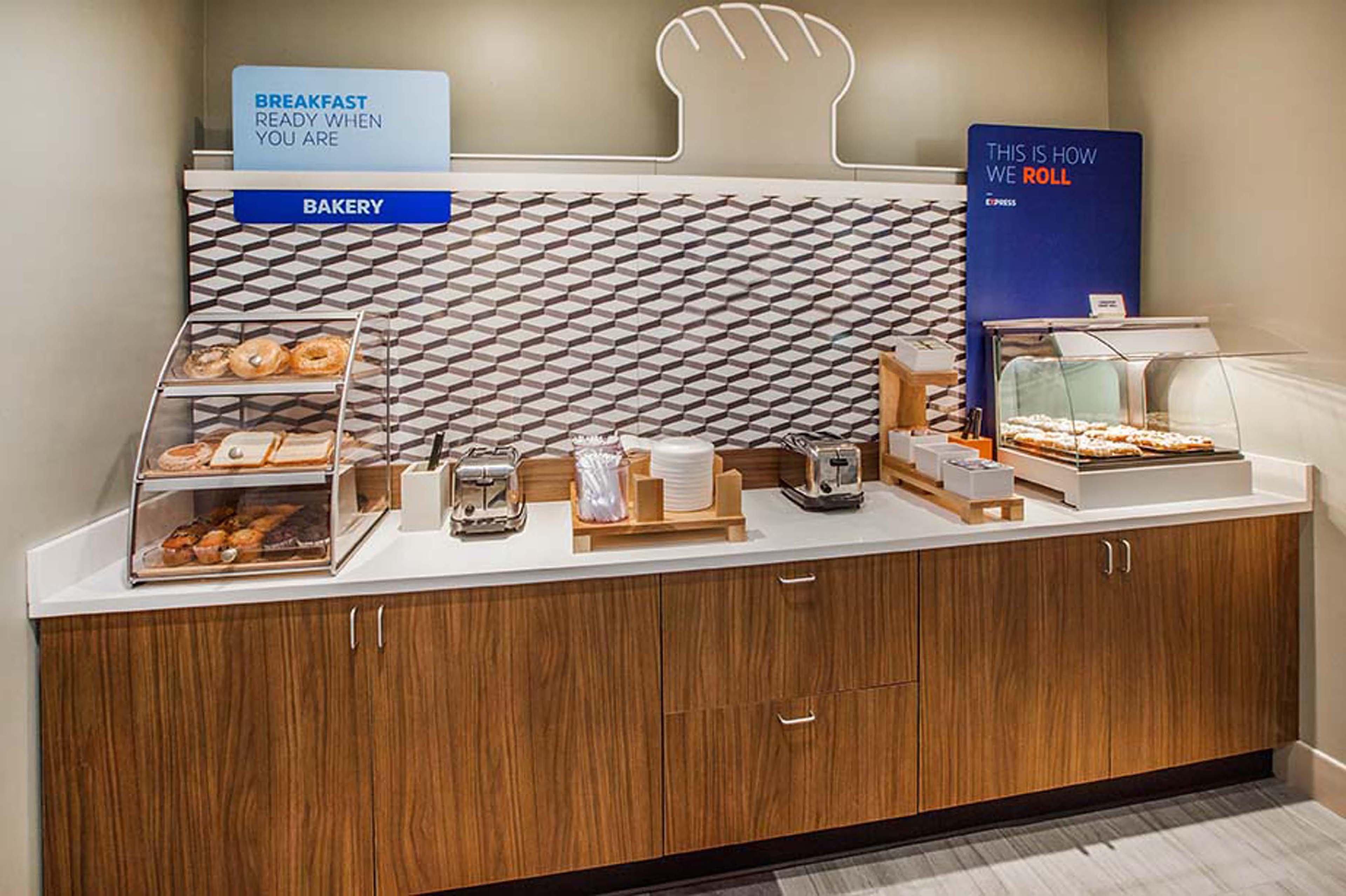 Holiday Inn Express & Suites Indianapolis North - Carmel By Ihg Eksteriør bilde