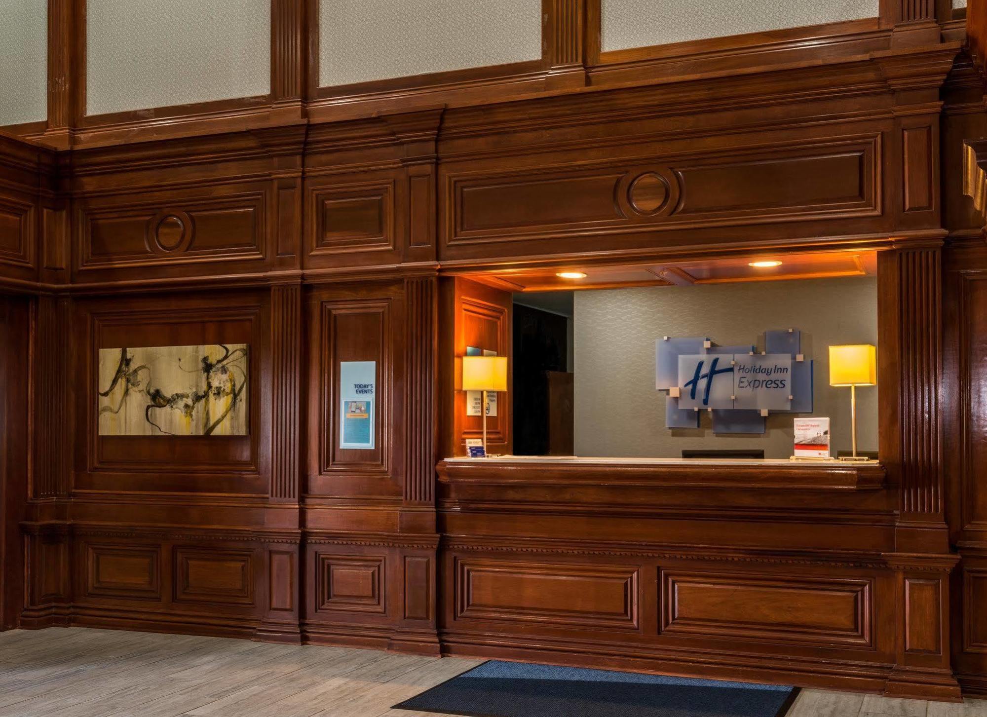 Holiday Inn Express & Suites Indianapolis North - Carmel By Ihg Eksteriør bilde