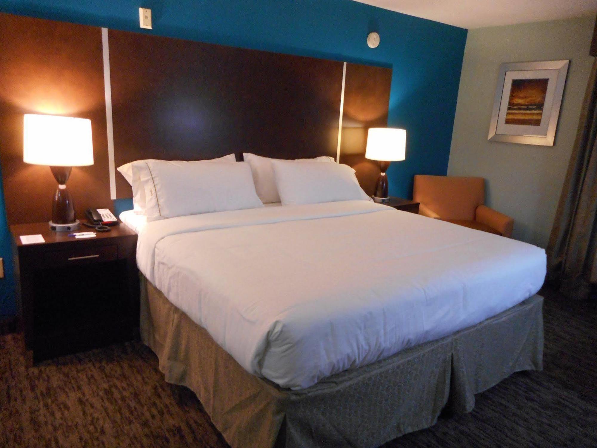 Holiday Inn Express & Suites Indianapolis North - Carmel By Ihg Eksteriør bilde